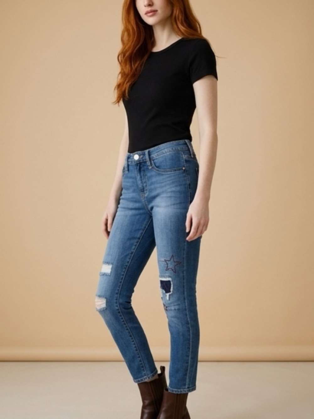 Rock & Republic Distressed Skinny Jeans – Star Embroidery - Medium Wash - Size 2